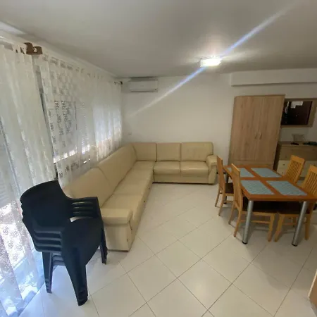 Apartment Misko *